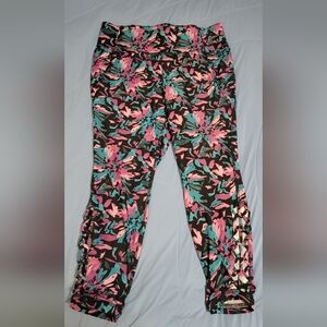 LIVI Control High-Rise 7/8 Leggins 18/20 w/braided side, Tropical Flowers
